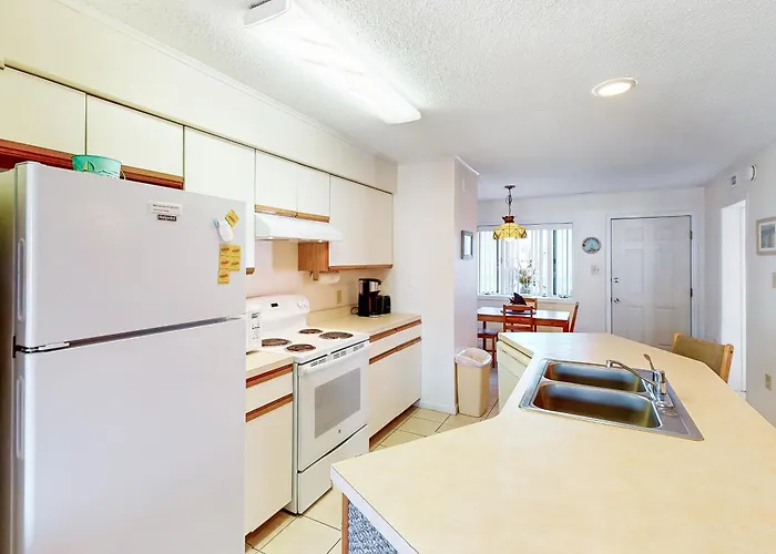 Apartment Tiffanie By The Sea 126c